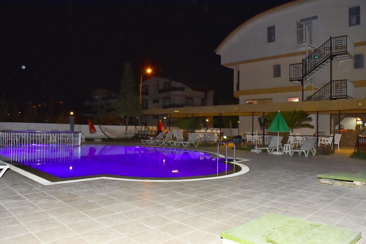 Nora Suit Hotel Side Exterior foto